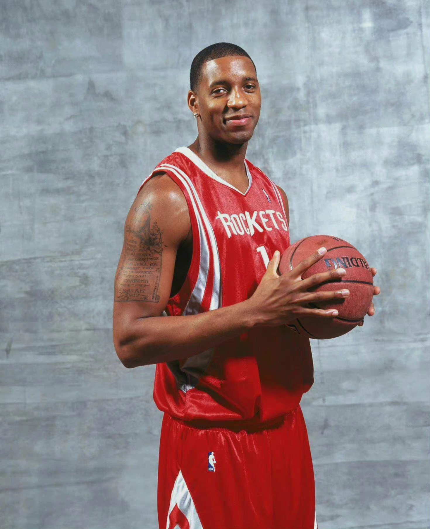 英超战报：佳夫双响，纽卡4-1埃弗顿，获联赛客场首胜（英超快讯：佳夫梅开二度，纽卡斯尔4-1击退埃弗顿，收获联赛客场首胜）