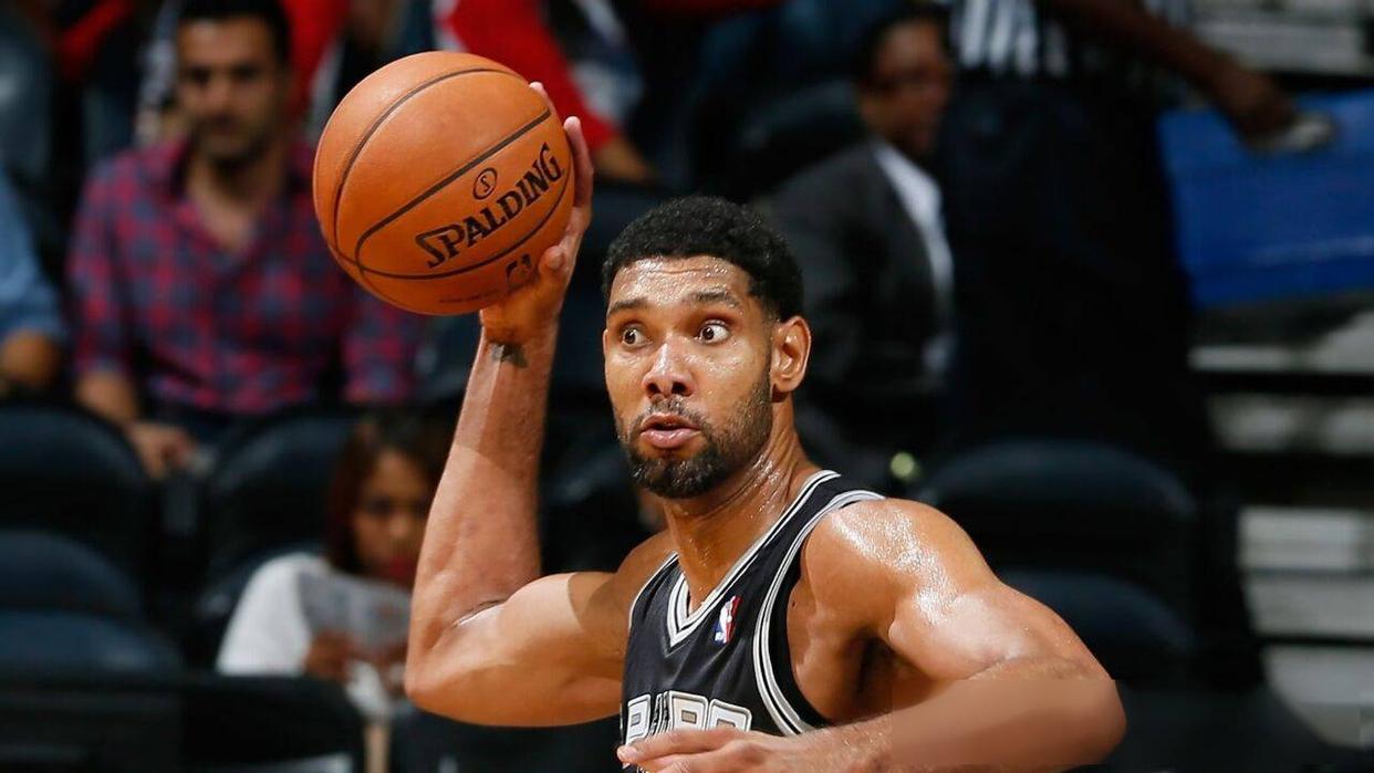 护台像王曼昱，涨球肉眼可见，她在拼命追赶国乒主力脚步（打法酷似王曼昱，进步肉眼可见，正全力追赶国乒主力）