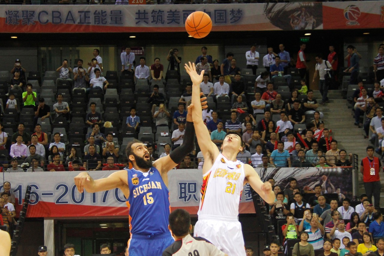 抽签是命运的盲盒，更是心跳的盛宴。12月5日22...（抽签开启命运盲盒，12月5日22点心跳见证）