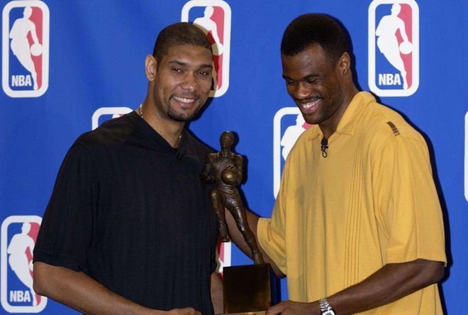 西海岸代理主帅：希望带领球队取胜，巩固我们在积分榜的位置（西海岸临时主帅：力争赢球，稳固积分榜排名）