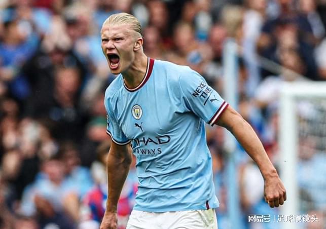 疯狂的足球：米兰门神迈尼昂的盘带合集（绿茵狂潮：米兰门神迈尼昂炫技盘带集锦）