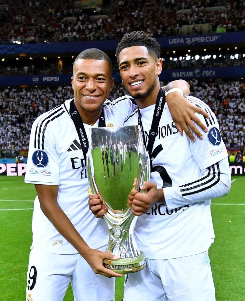 意甲积分榜：米兰1球净胜球优势领先那不勒斯居首